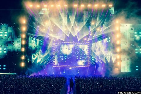 Electric Daisy Carnival 2012 (Day 1) @ MetLife Stadium (New York, NY) - May 18, 2012