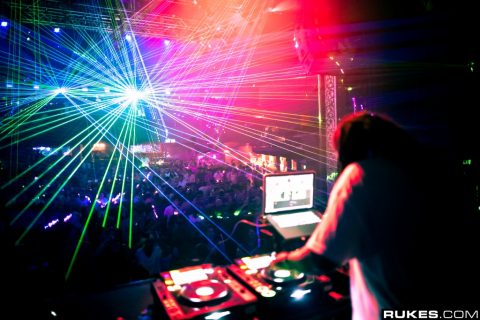 Donald Glaude, Starkillers, Raul Campos and Eli Wilkie- "Giant" @ Avalon - August 6, 2011