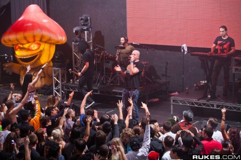 Infected Mushroom, Gunslinger and Daniel Minaya - "GIANT" @ Avalon - December 24, 2011