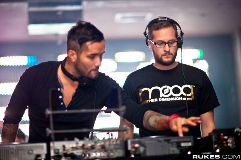 LA Riots, Rifat Ziadeh, and DJ Legit - "Battery" @ Sutra - December 5, 2010