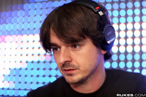 Paolo Mojo, Austin Leeds and DJ Deone - "GIANT" @ Sutra - April 1, 2010