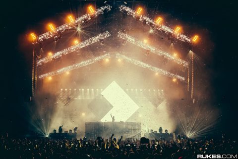 Calvin Harris "Greater Than" @ Odyssey Arena (Belfast, NI) - December 18, 2013