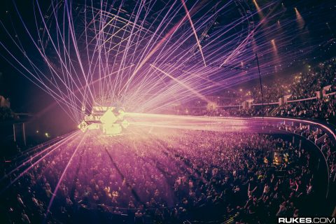 Calvin Harris "Greater Than" (Day 1) @ The SSE Hydro (Glasgow, UK) - December 22, 2013