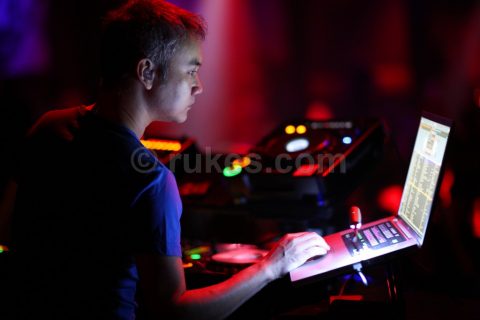 Satoshi Tomiie and Joaquin Bamaca - "GIANT" @ Vanguard - January 17, 2009