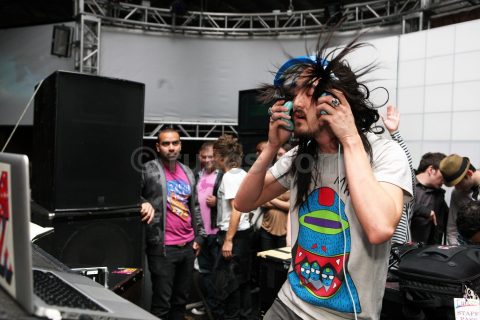 Steve Aoki, Adam Freeland and Paparazzi - "GIANT" @ Vanguard - February 21, 2009