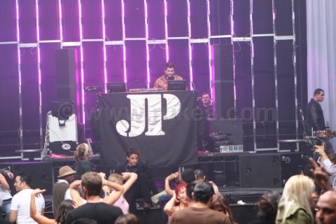 Jonathan Peters and Victor Dinare @ Avalon - December 16, 2005