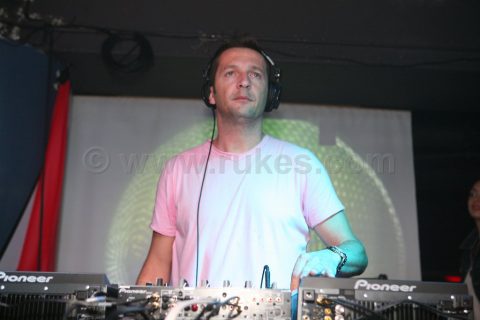 Mauro Picotto and DJ Arash - "GIANT" @ Club Vegas - August 30, 2007