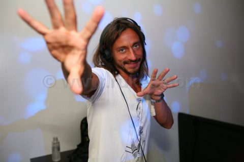 Bob Sinclar and Allen S - "GIANT" @ Tentation - October 4, 2007